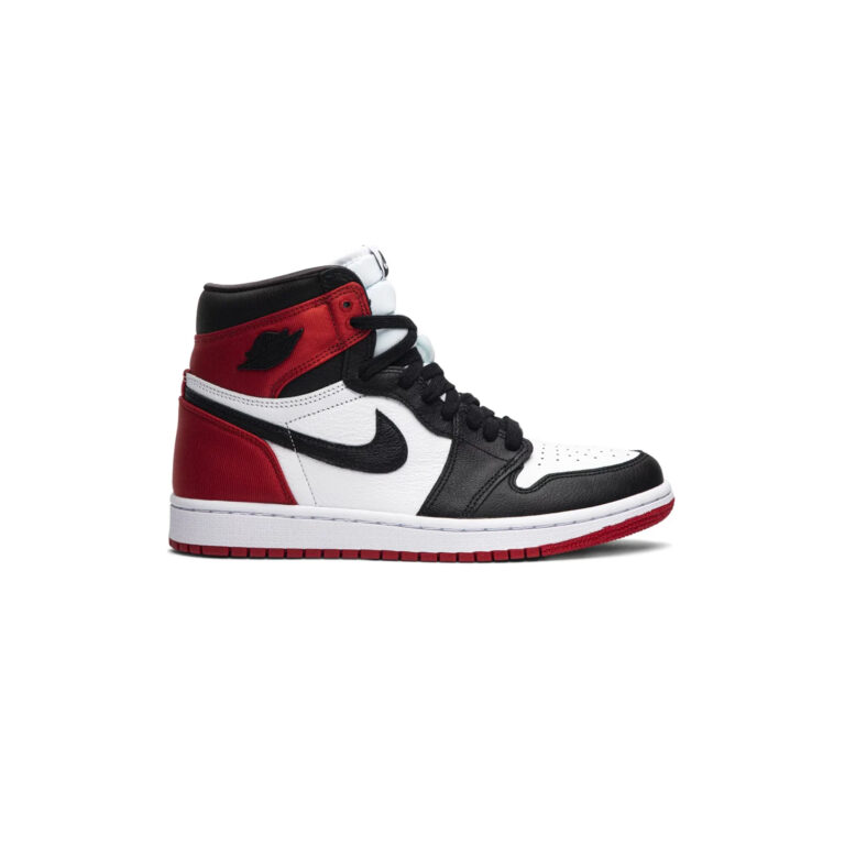 Jordan 1 Retro High Satin Black Toe (W)