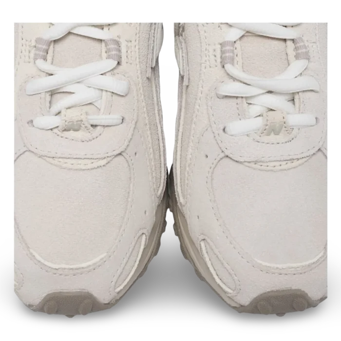 Ne- Balance-204L-Timberwolf-Linen-1 (2) Ne- Balance-204L-Timberwolf-Linen-1 (2)