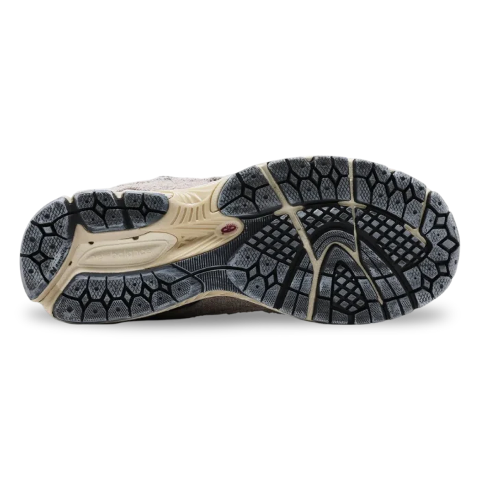 New-Balance-Protection-Pack-Rain-Cloud-3 New-Balance-Protection-Pack-Rain-Cloud-3