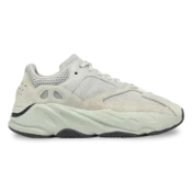 yzy 700 boost salt 1
