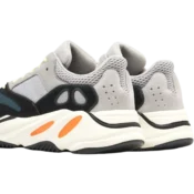 yzy 700 boost wave runner 3