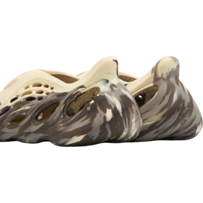 yzy foam rnnr mx cream clay 4 yzy foam rnnr mx cream clay 4