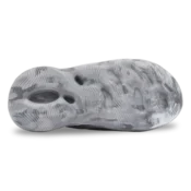 yzy foam rnnr mx granite 3