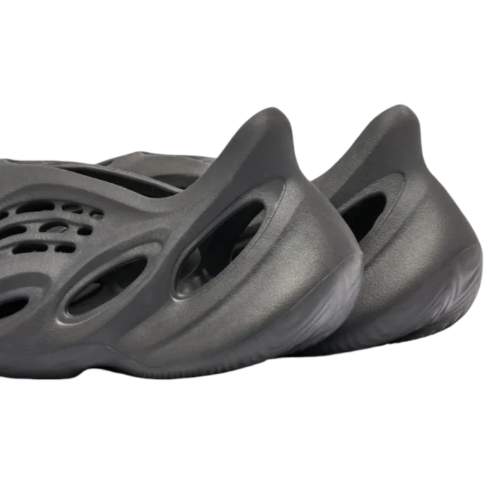 yzy foam rnnr onyx 3 yzy foam rnnr onyx 3