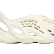 yzy foam rnnr sand 3