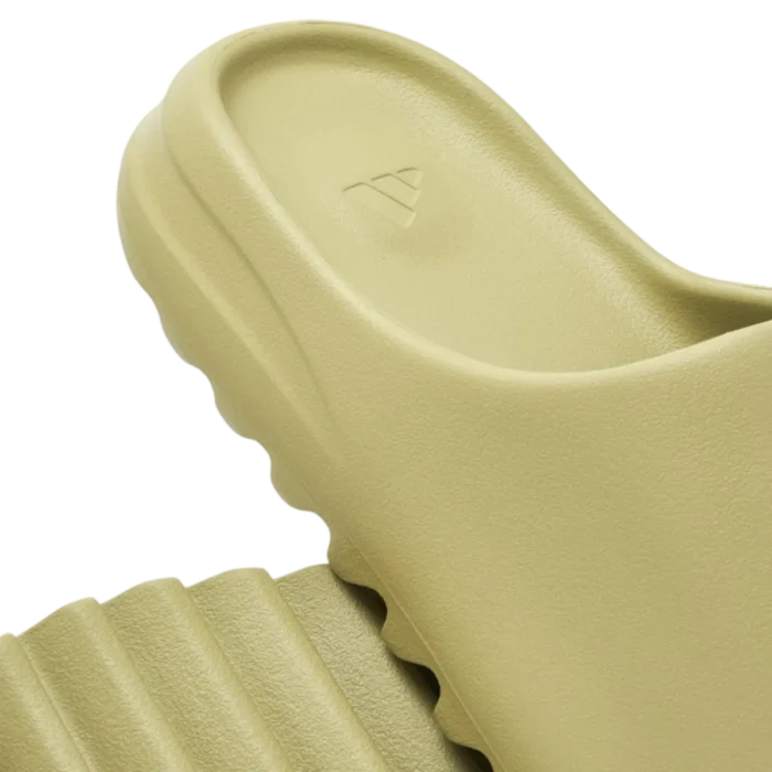 yzy slide resin 2022 3 yzy slide resin 2022 3