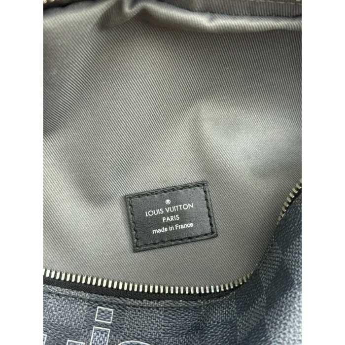 louis-vuitton-virgil-ablog-waist-bag- (10) louis-vuitton-virgil-ablog-waist-bag- (10)