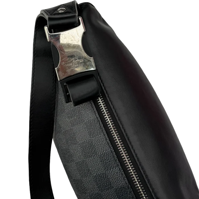 louis-vuitton-virgil-ablog-waist-bag- (5) louis-vuitton-virgil-ablog-waist-bag- (5)